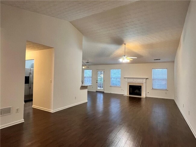 Photo - 3780 Crescent Walk Ln NE