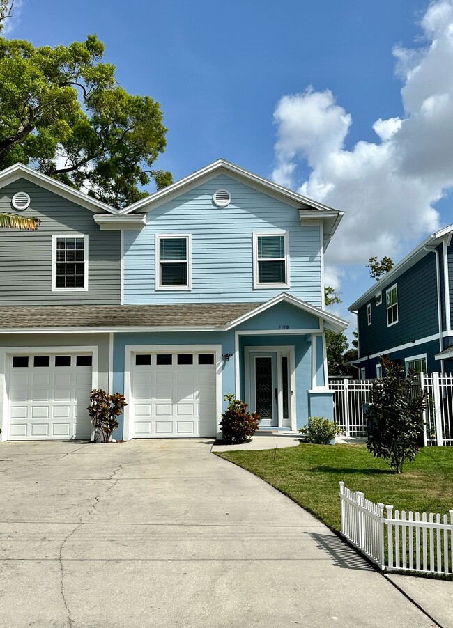 Photo - 210 S New Jersey Ave Townhome