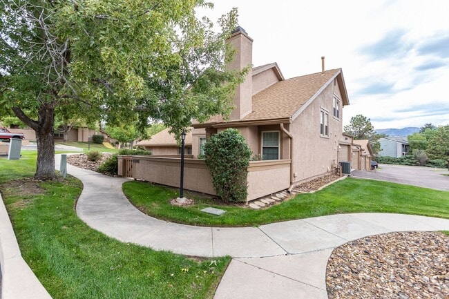 6139 Little Pine Cir