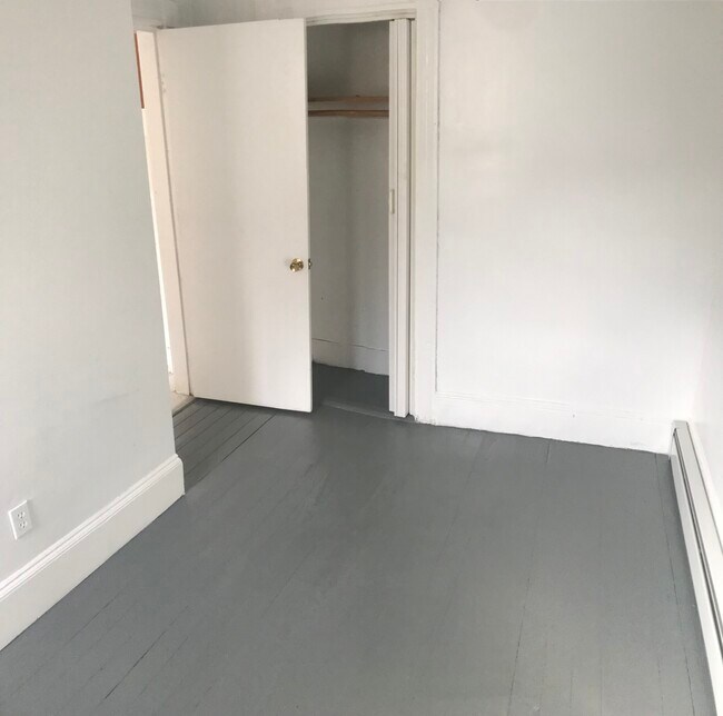 Photo - 10 Warren St Unit 3