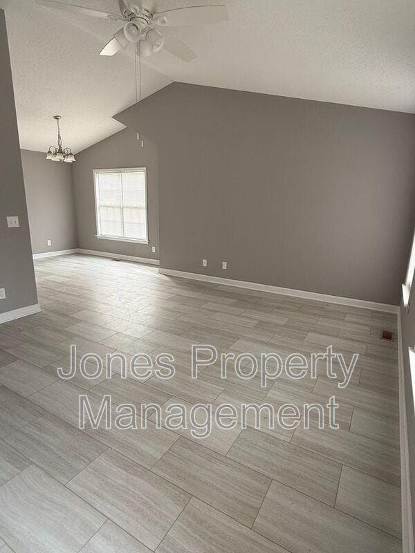 Photo - 176 Third Avenue