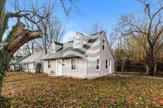 Photo - 1105 Blakley Dr