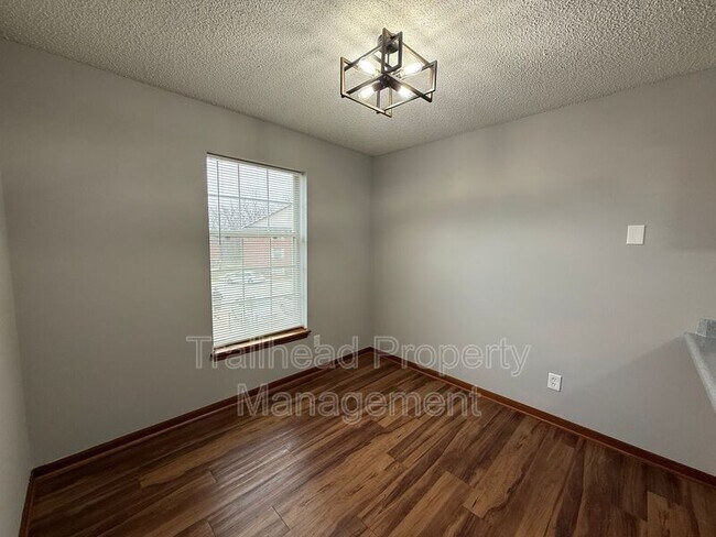 Photo - 3405 NW Duncan Rd