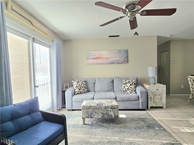 Photo - 3303 Prince Edward Island Cir