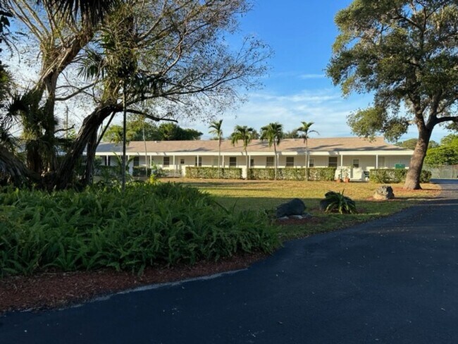 Photo - 3000 NW 5th Ave