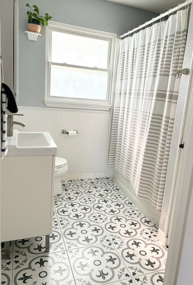 Photo - 418 Savannah Dr