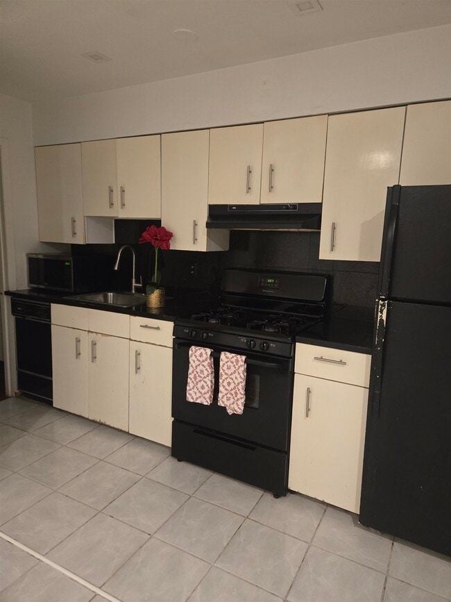 Photo - 603 55th St Unit 312