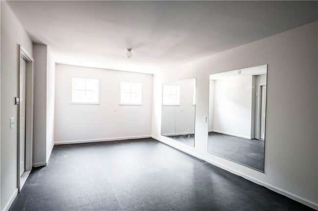 Photo - 709 Needletail Wy