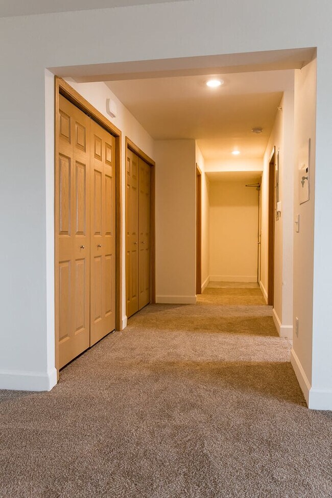 Coopers Landing Apartments Kalamazoo, MI