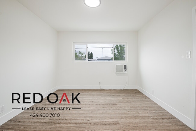 Building Photo - 4070 Venice Blvd. Unit 9