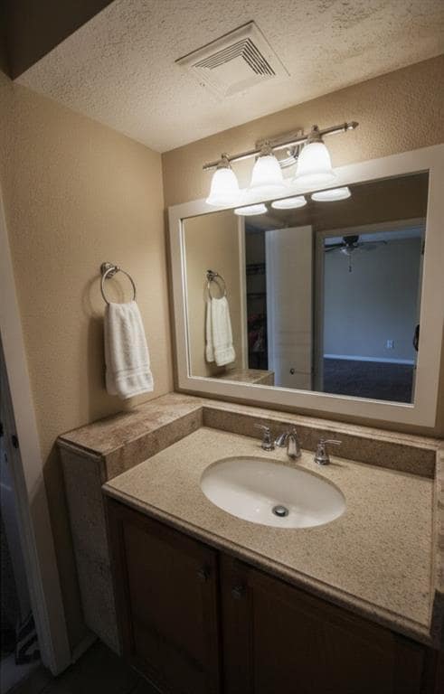 Photo - 19 Marina Cir