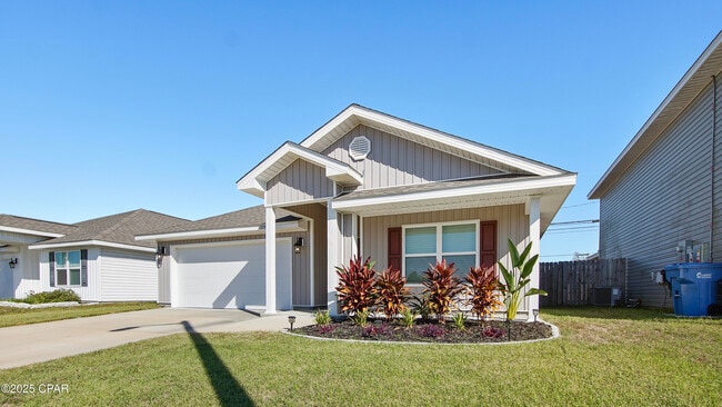 Building Photo - 4028 Silver Spur Rd