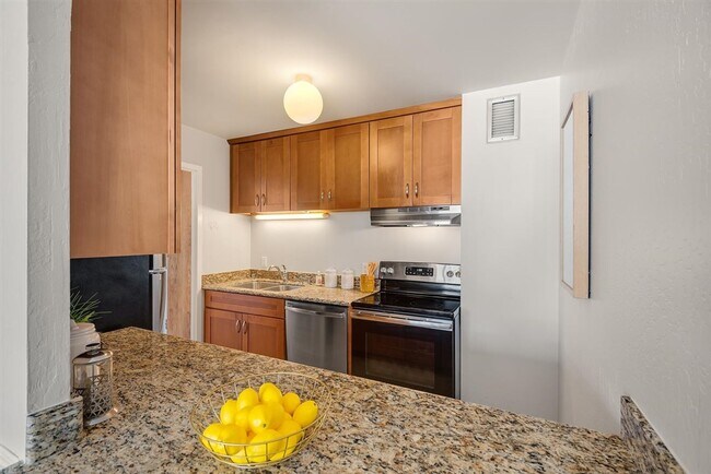 Photo - See you at The Jackson Towers in Pac Heigh...