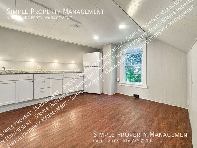 Photo - 1317 Hamilton Ave NW Unit 2