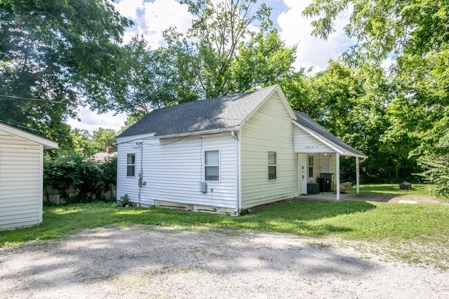 Photo - 1605 Hinkson Ave Apartment Unit 1605.5