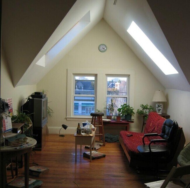 Photo - 4.0 bedroom in Somerville Massachusetts 02144 Unidad U3