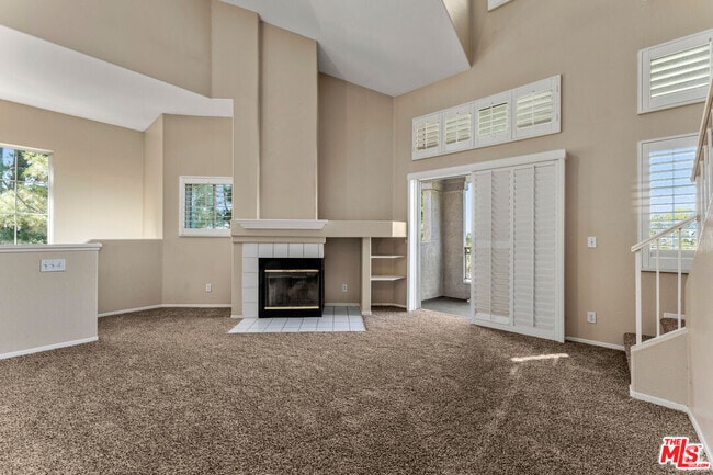 Building Photo - 1010 S Farralon Ln Rental