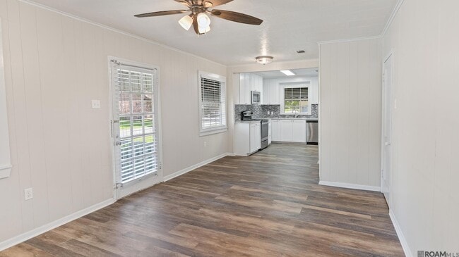 Photo - 759 Ave D