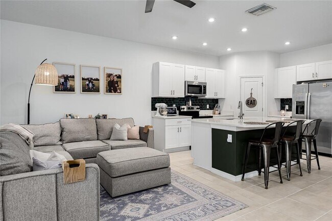 Photo - 10348 Oakside Dr