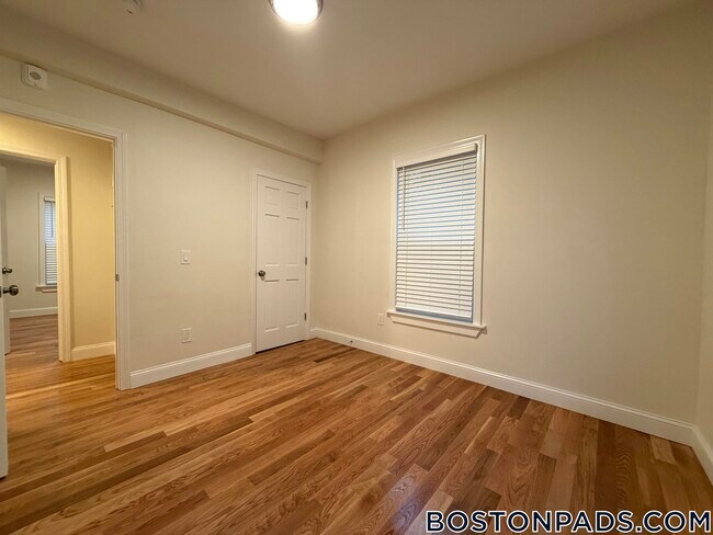Photo - 12 Greenwood Pl Unit 5