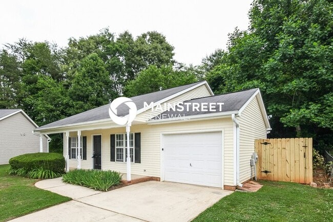 Photo - 3 Bedroom Pet-Friendly Home in Winston-Sal...