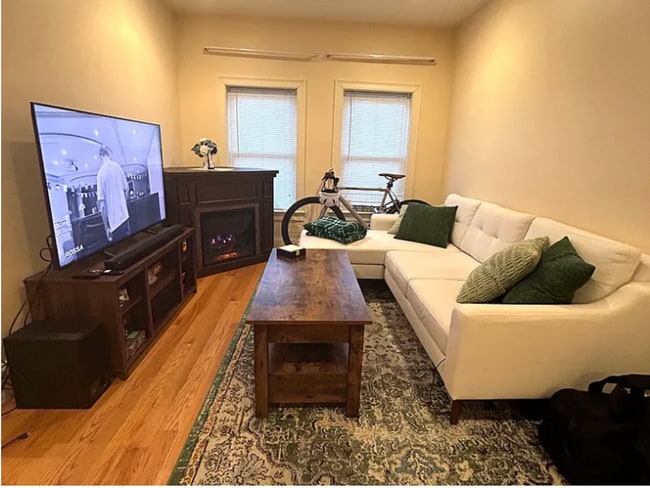 Brighton 2-Bed with Central A/C & Granite ... - Brighton 2-Bed with Central A/C & Granite ... Townhome