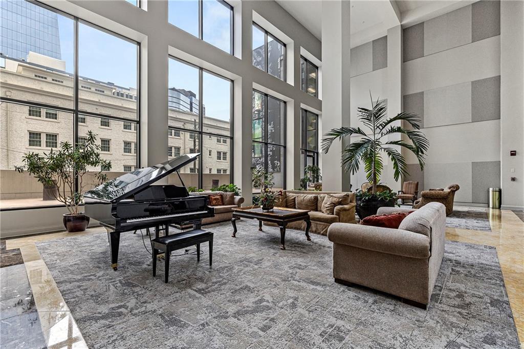 Photo - 1280 W Peachtree St NW Unit 1411