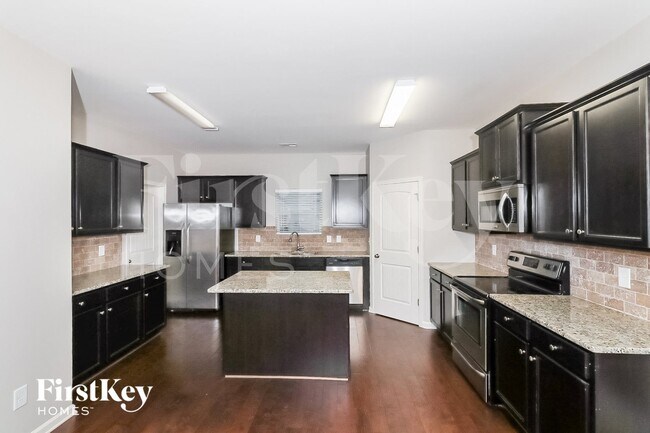 555 Westridge Cir