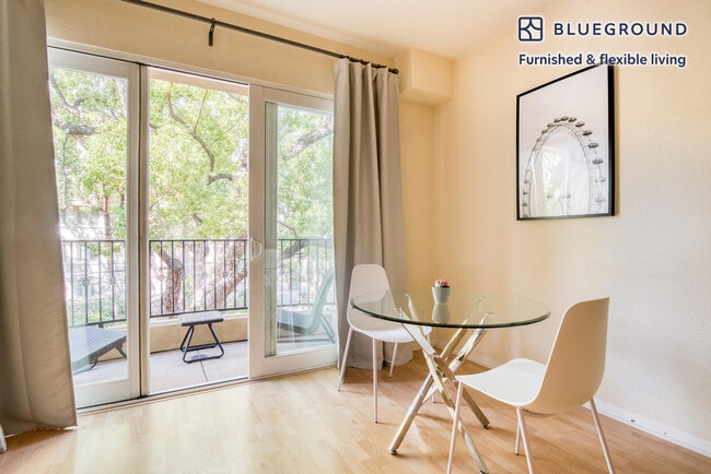 Photo - 286 N Madison Ave Unit FL3-ID1153