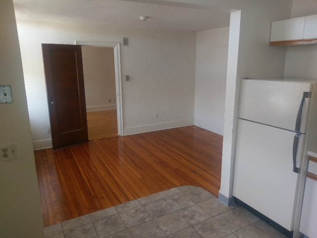 Photo - 83 Main St Unidad #1