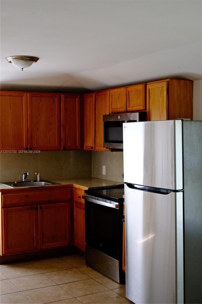 Photo - 1455 NE 146th St Unit B