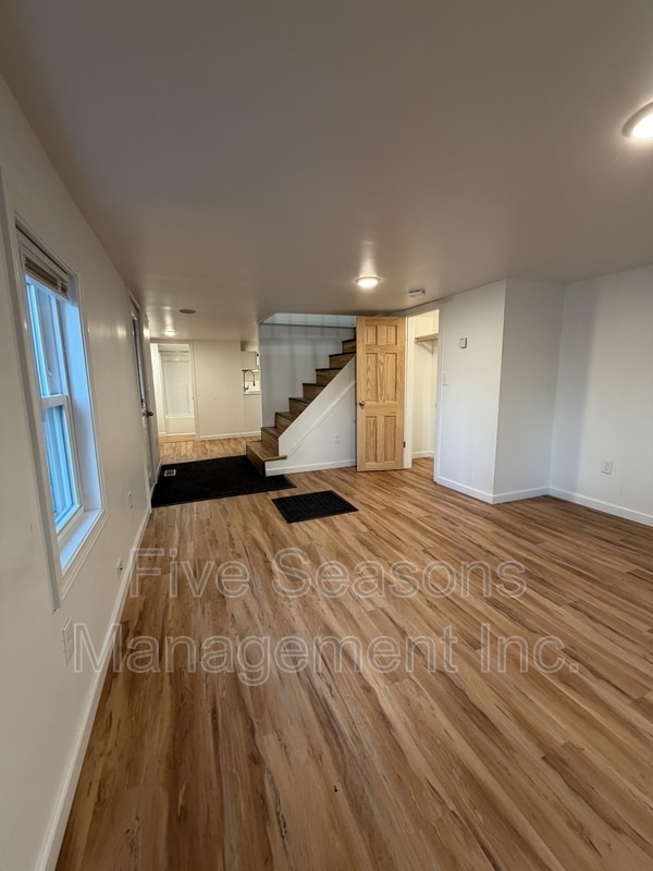 Photo - 124 N Winooski Ave