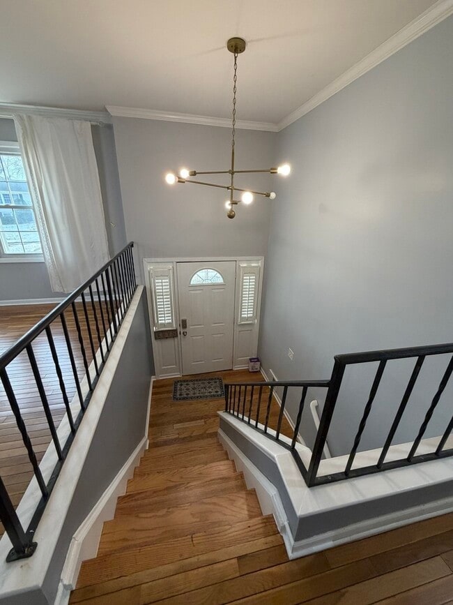 Photo - 1200 Glen Ln