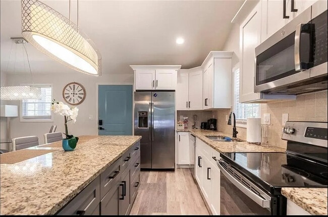 Photo - Room in Duplex on Cedar Ave NW