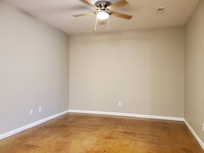 Photo - 2 Bedroom, 1 Bath Apartment Unit 142-107