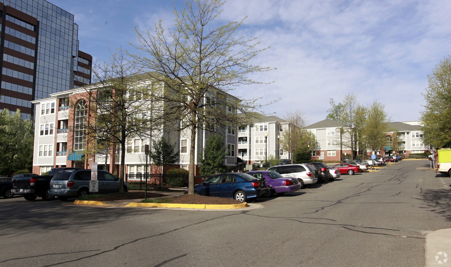 Ragan Oaks Apartments - Ragan Oaks Apartments