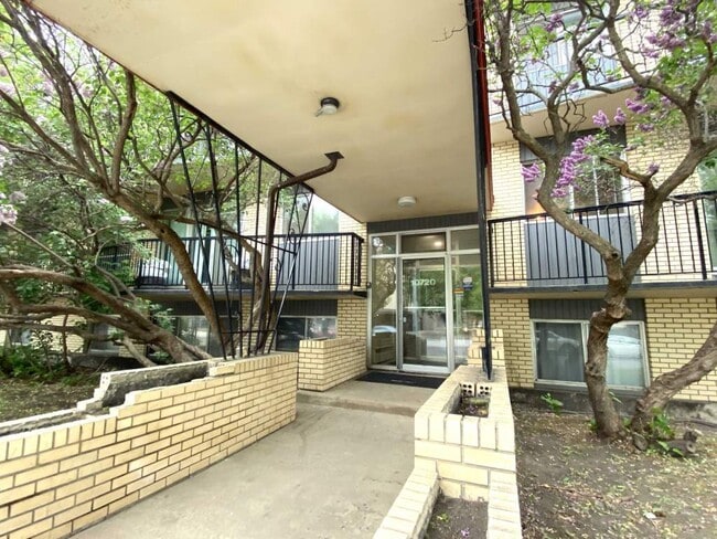 Photo - Waselenak Place