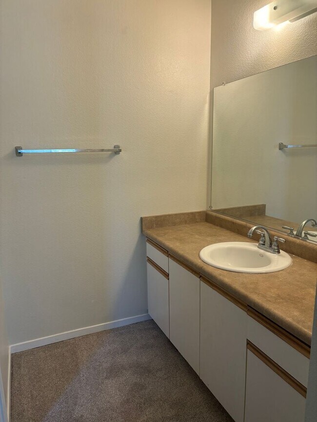 2 bedroom 2 full bath Condo Rincon Valley House Rental in Santa Rosa