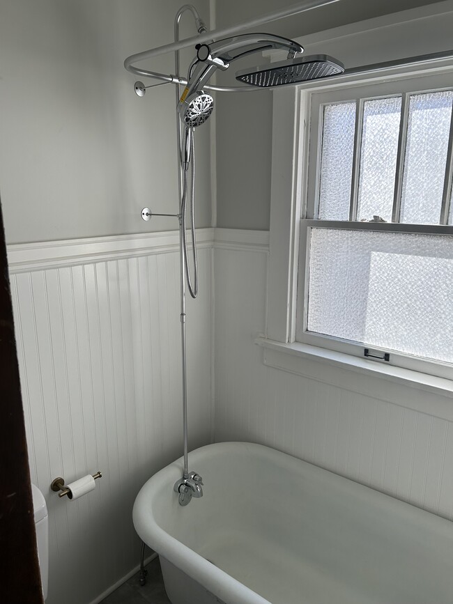 Photo - 2003 W Alice Ave