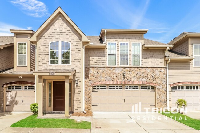 Photo - 1005 Stuarts Landing Drive House