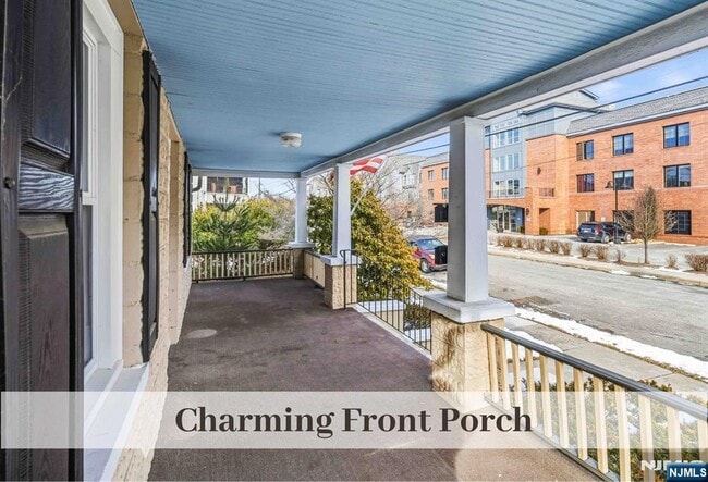 Photo - 10 Zazzetti St