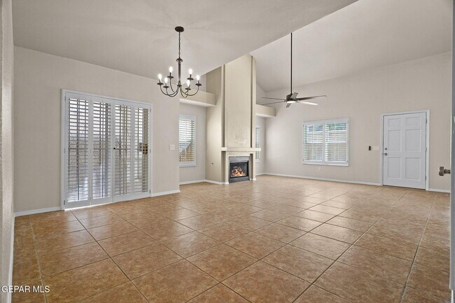 143 N Alto Mesa Dr