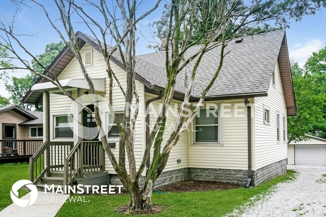 Photo - 935 N Gibson Ave