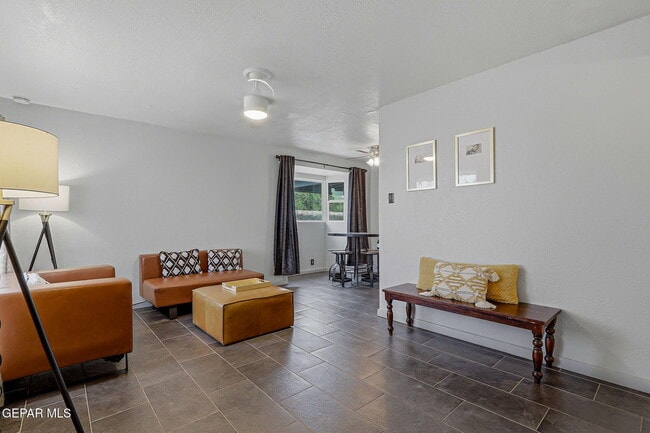 Photo - 5912 Delta Dr
