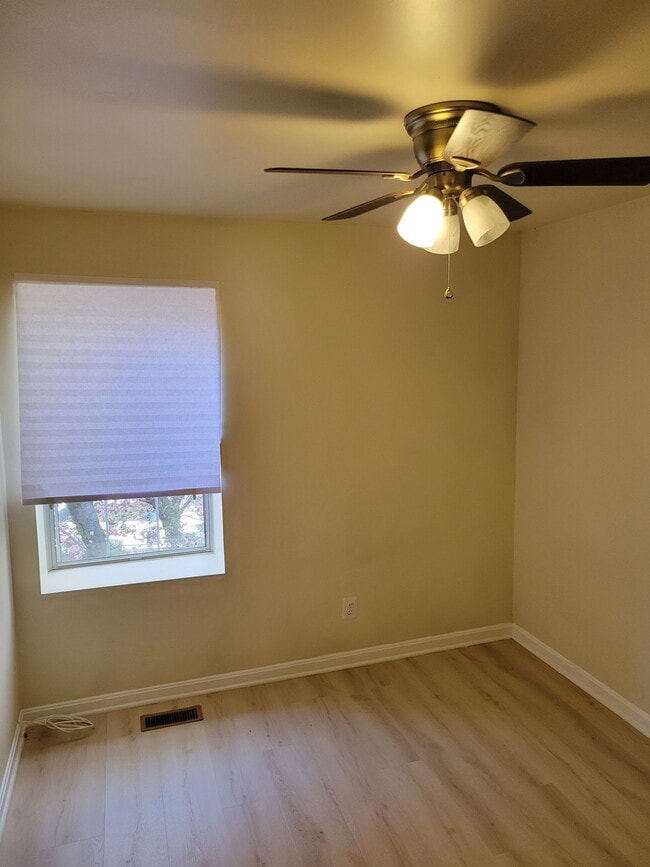 Photo - 2681 McGuffeys Ct