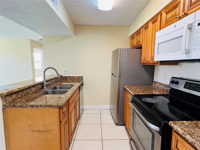 Photo - 1241 SW 46th Ave Unit 1008