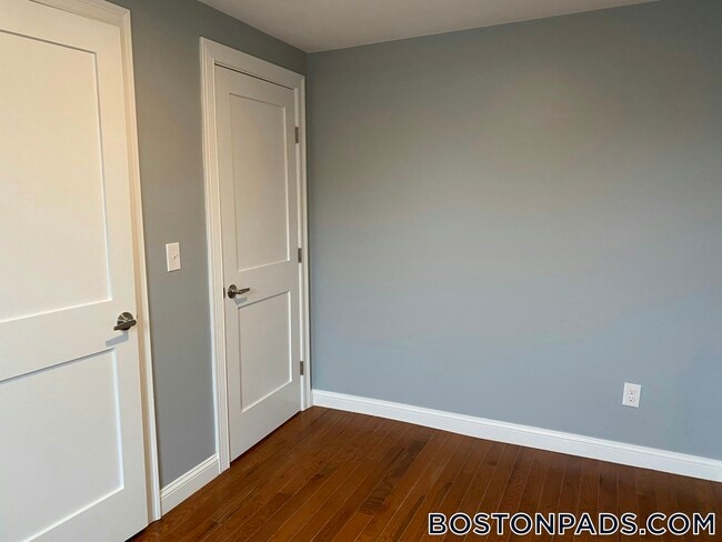 Photo - 33 Chelsea St Unit 3