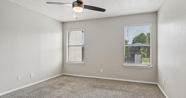 Creekside Apartment Homes