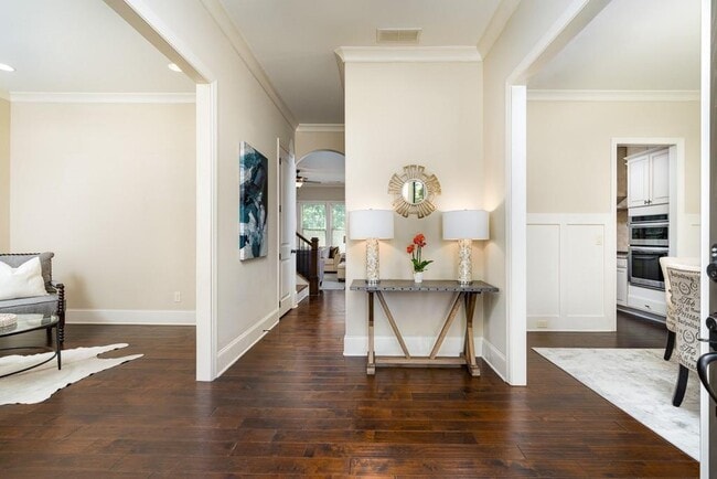 Photo - 1290 Redbud Dr
