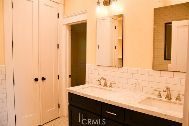 Photo - 268 N Grand St